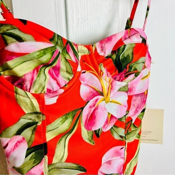 NWT Mara Hoffman Desiree Underwire One Piece Swimsuit Red Lily Floral XS - Picture 4 of 10